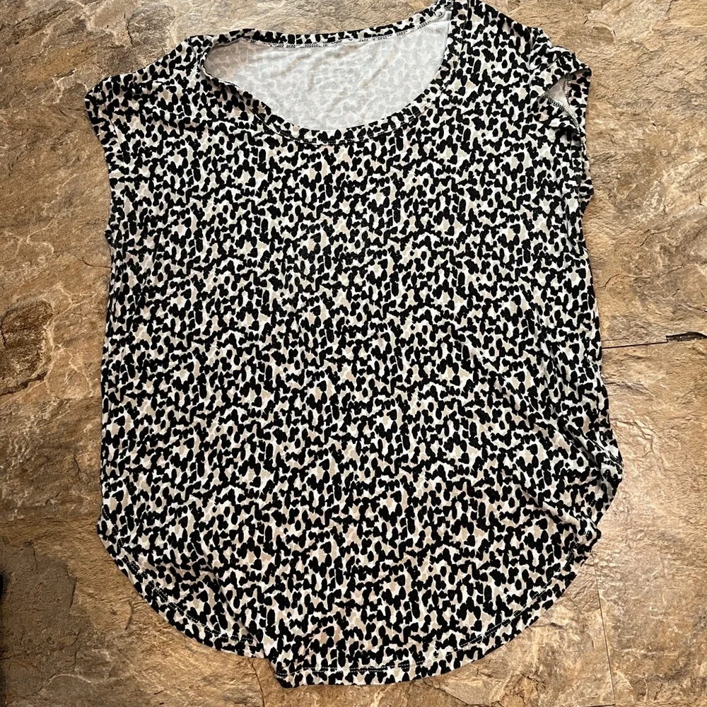 Leopard top - Picture 1 of 2